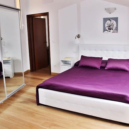 Realkasa Lovin House Apartment Bologna Bagian luar foto